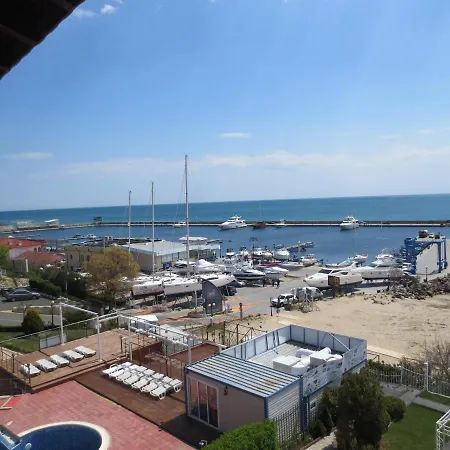 Complex Апартамент *